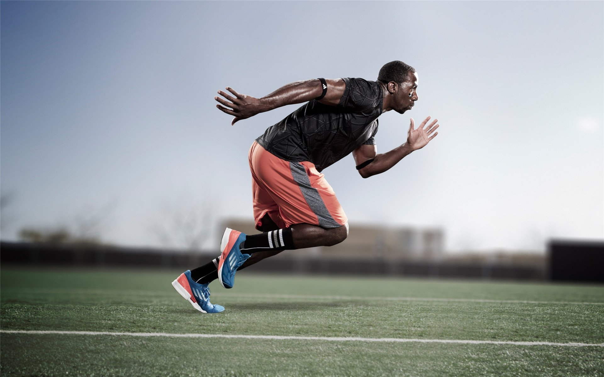 雷恩对阵伊朗，阿什拉夫的完美发挥，一场关于家的足球哲学